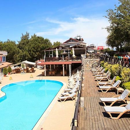 Konfor Suite Otel Cedit Экстерьер фото