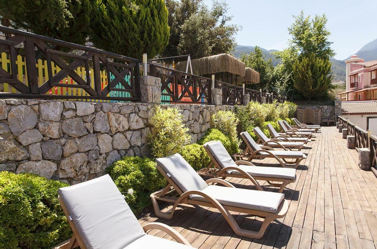Konfor Suite Otel Cedit Экстерьер фото