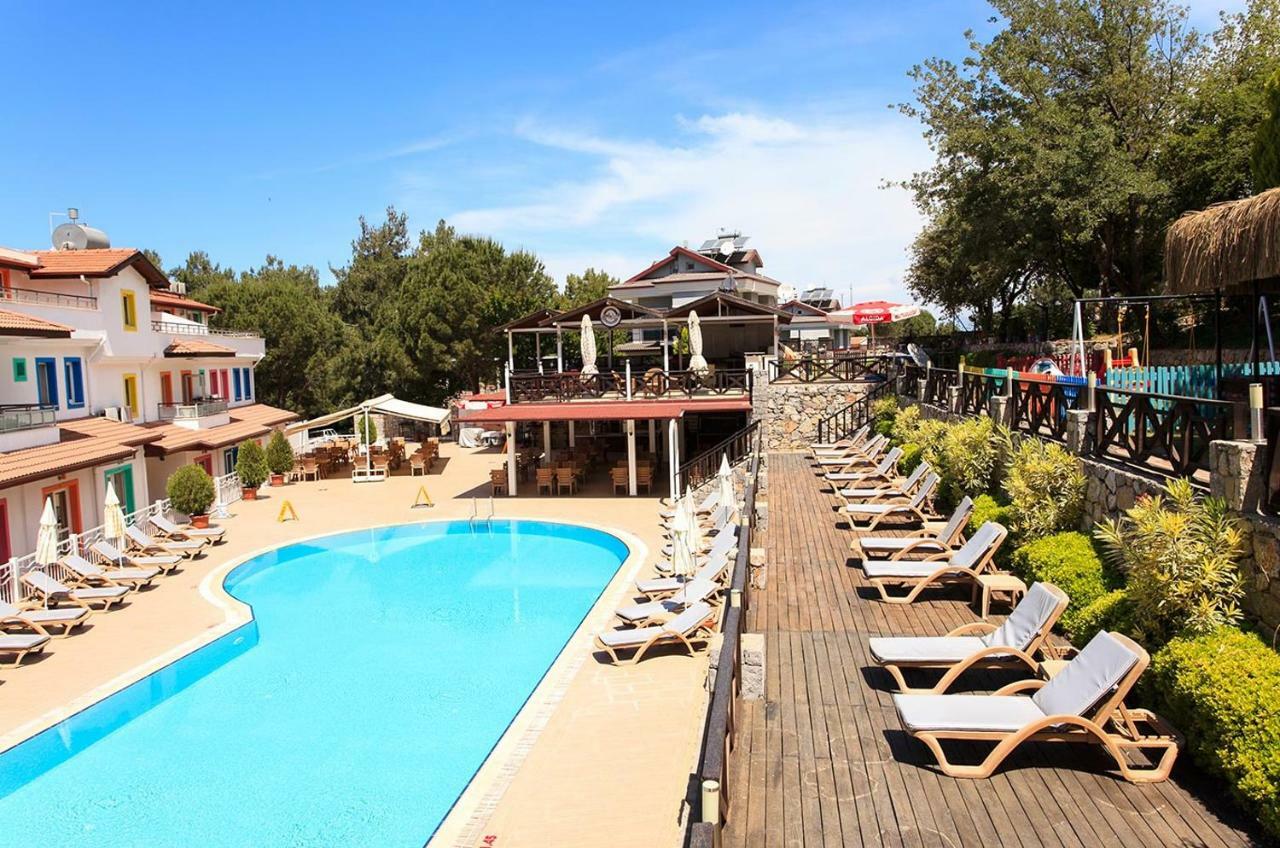 Konfor Suite Otel Cedit Экстерьер фото