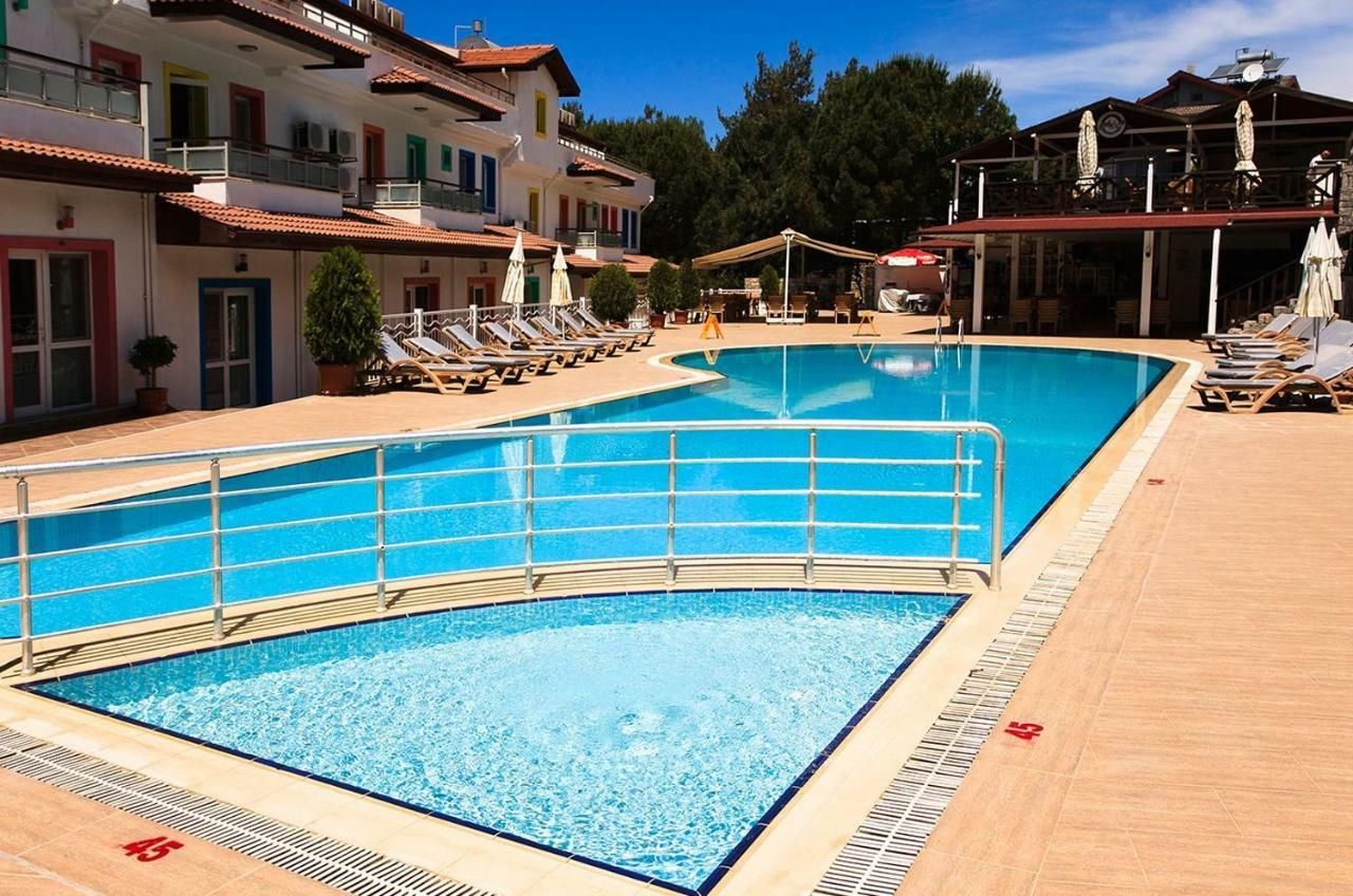 Konfor Suite Otel Cedit Экстерьер фото